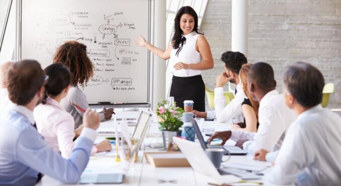 Mapa de red de agentes colaborando